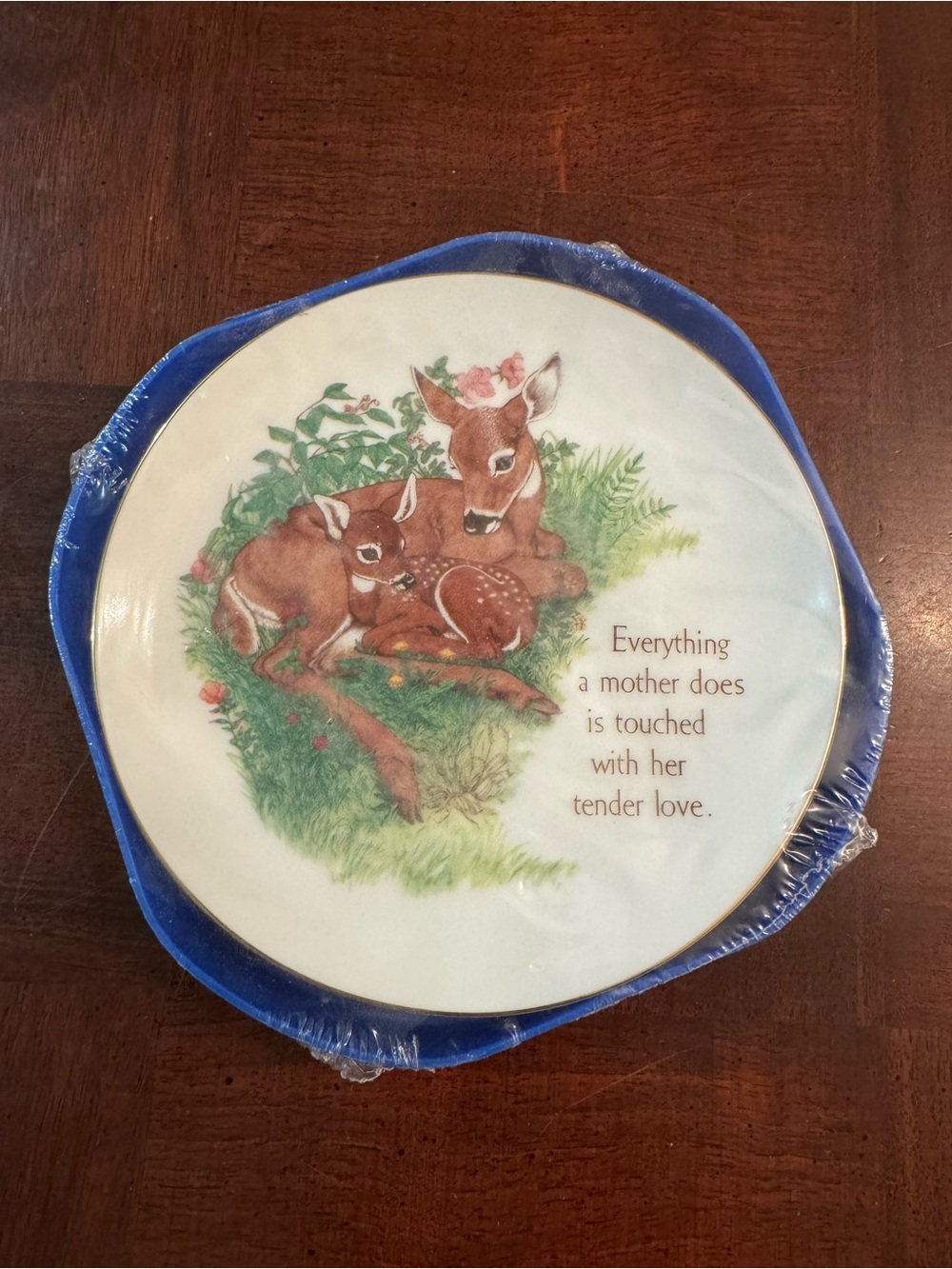 New & Sealed Lasting Memories “A Mother’s Love” Porcelain Collectors Plate Deers